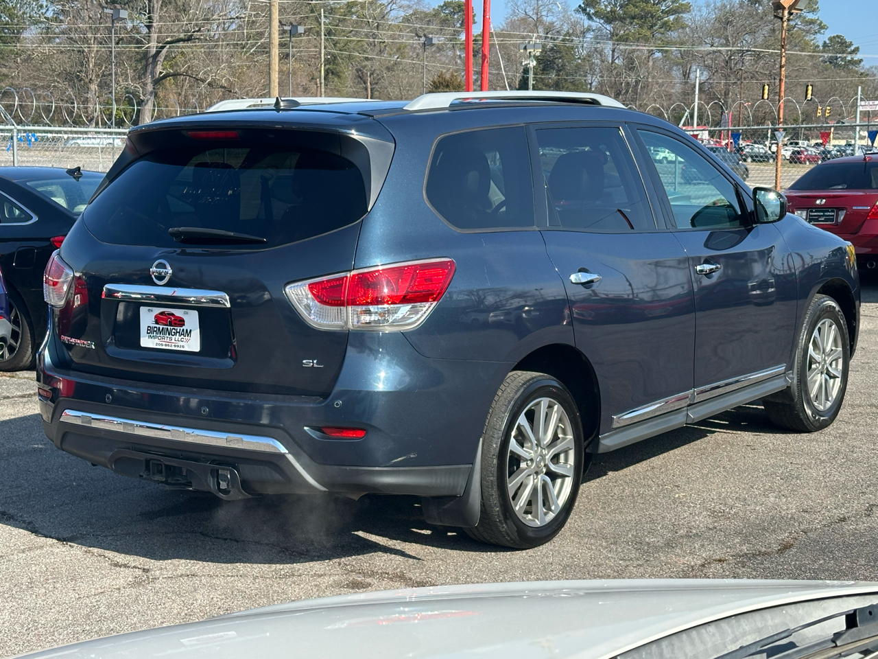 Nissan Pathfinder 2WD 4dr SL 2013