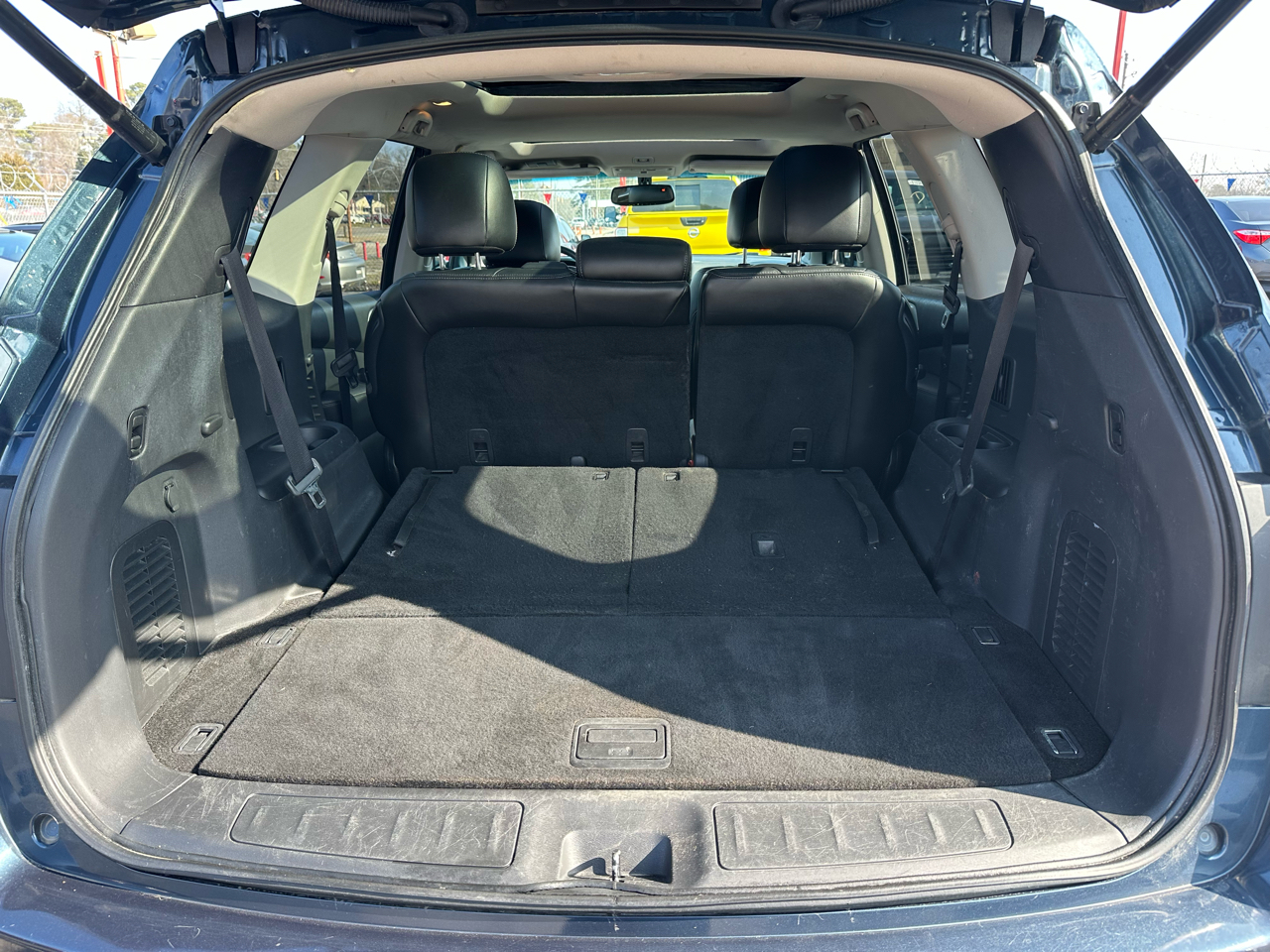 Nissan Pathfinder 2WD 4dr SL 2013