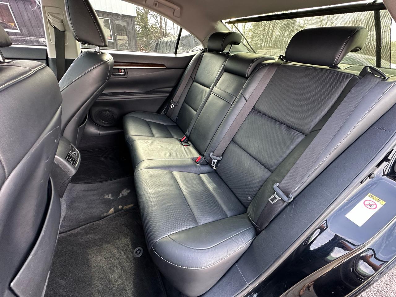 Lexus ES 350 4dr Sdn 2013