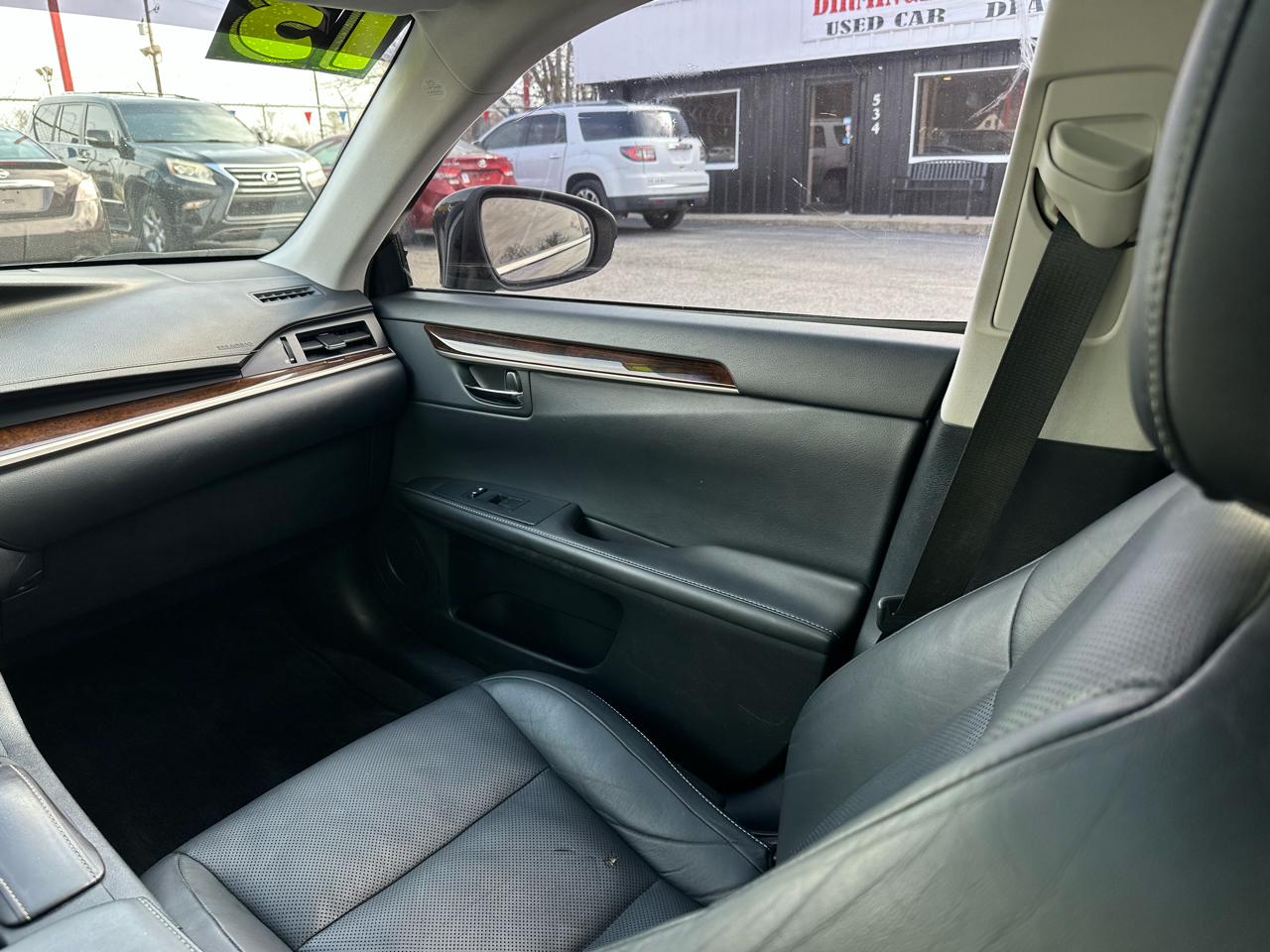 Lexus ES 350 4dr Sdn 2013