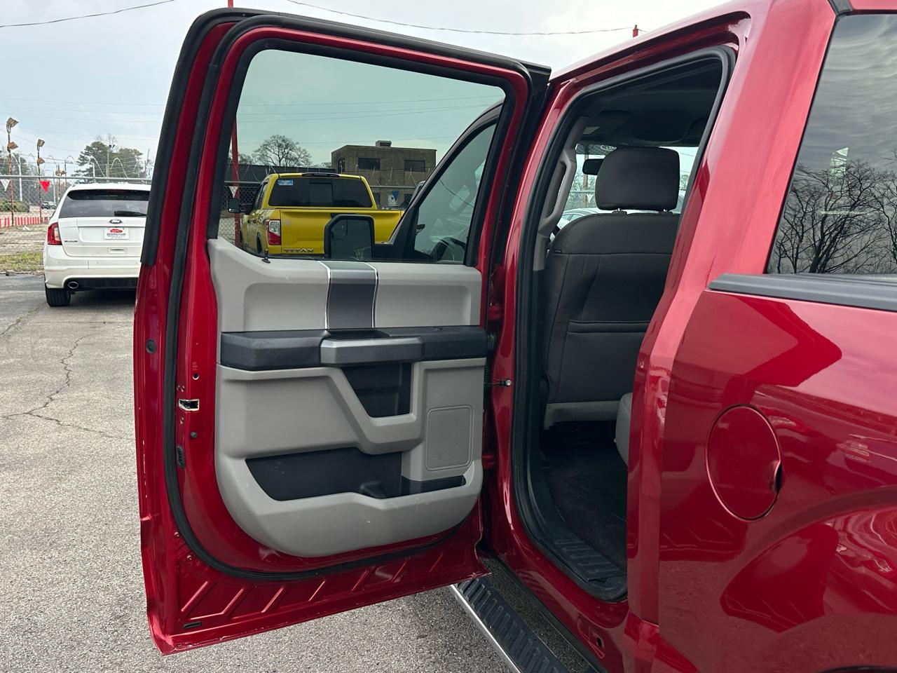 Ford F-150 2WD SuperCrew 157" King Ranch 2016