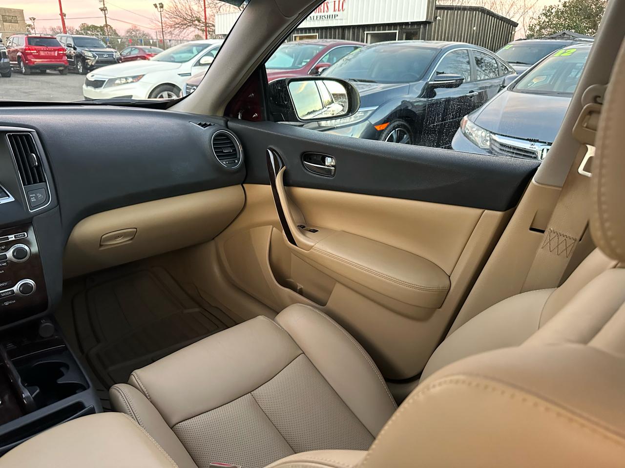 Nissan Maxima 4dr Sdn V6 CVT 3.5 SV w/Premium Pkg 2009