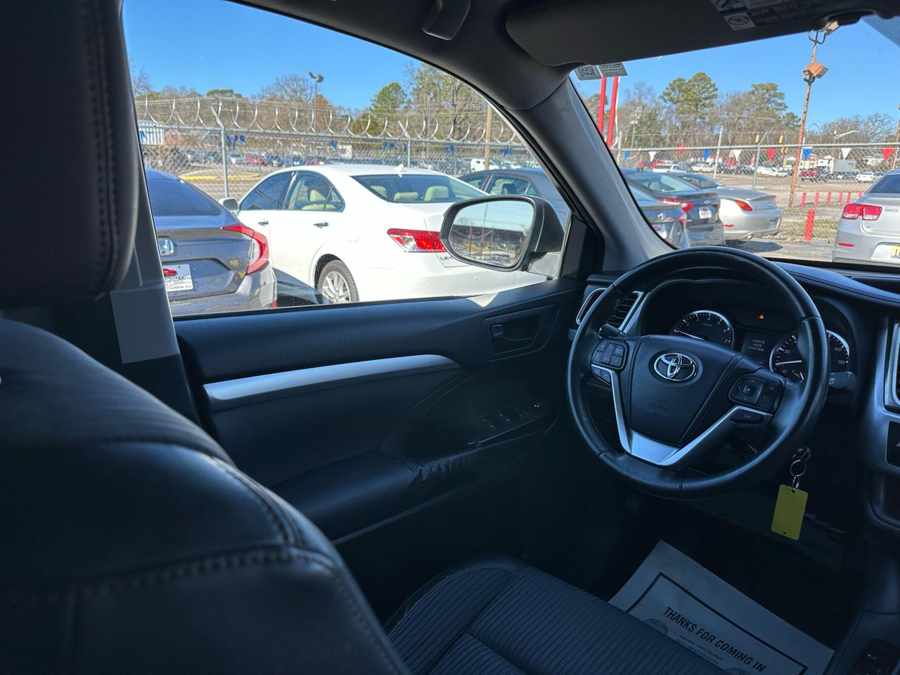 Toyota Highlander AWD 4dr V6 LE (Natl) 2014