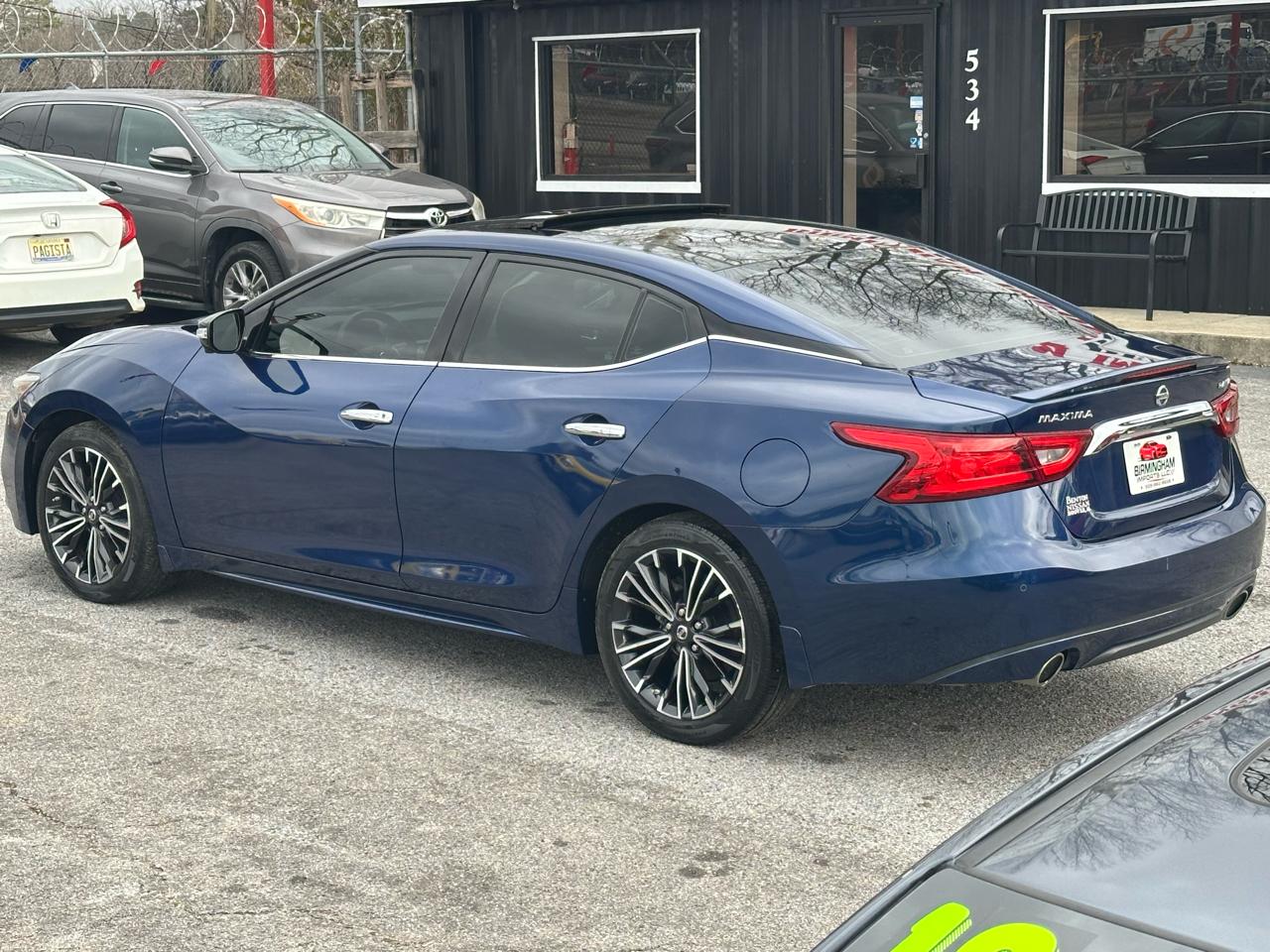 Nissan Maxima 4dr Sdn 3.5 Platinum 2016