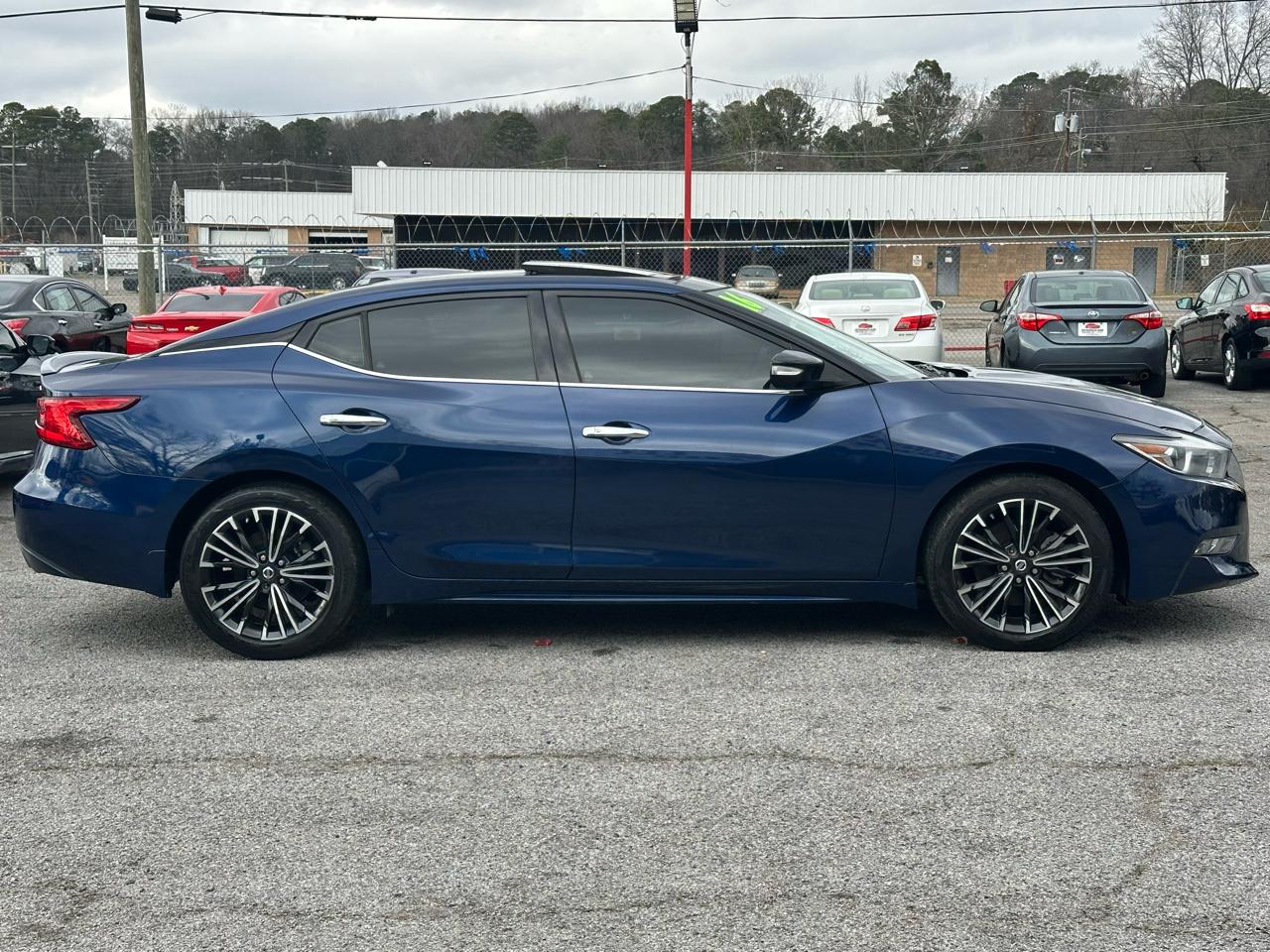 Nissan Maxima 4dr Sdn 3.5 Platinum 2016