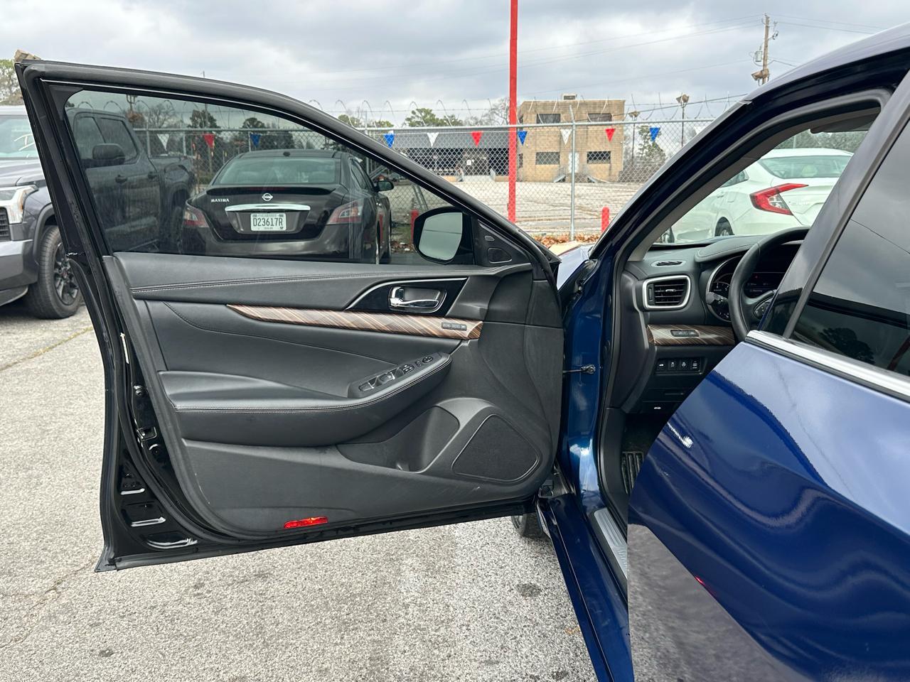 Nissan Maxima 4dr Sdn 3.5 Platinum 2016