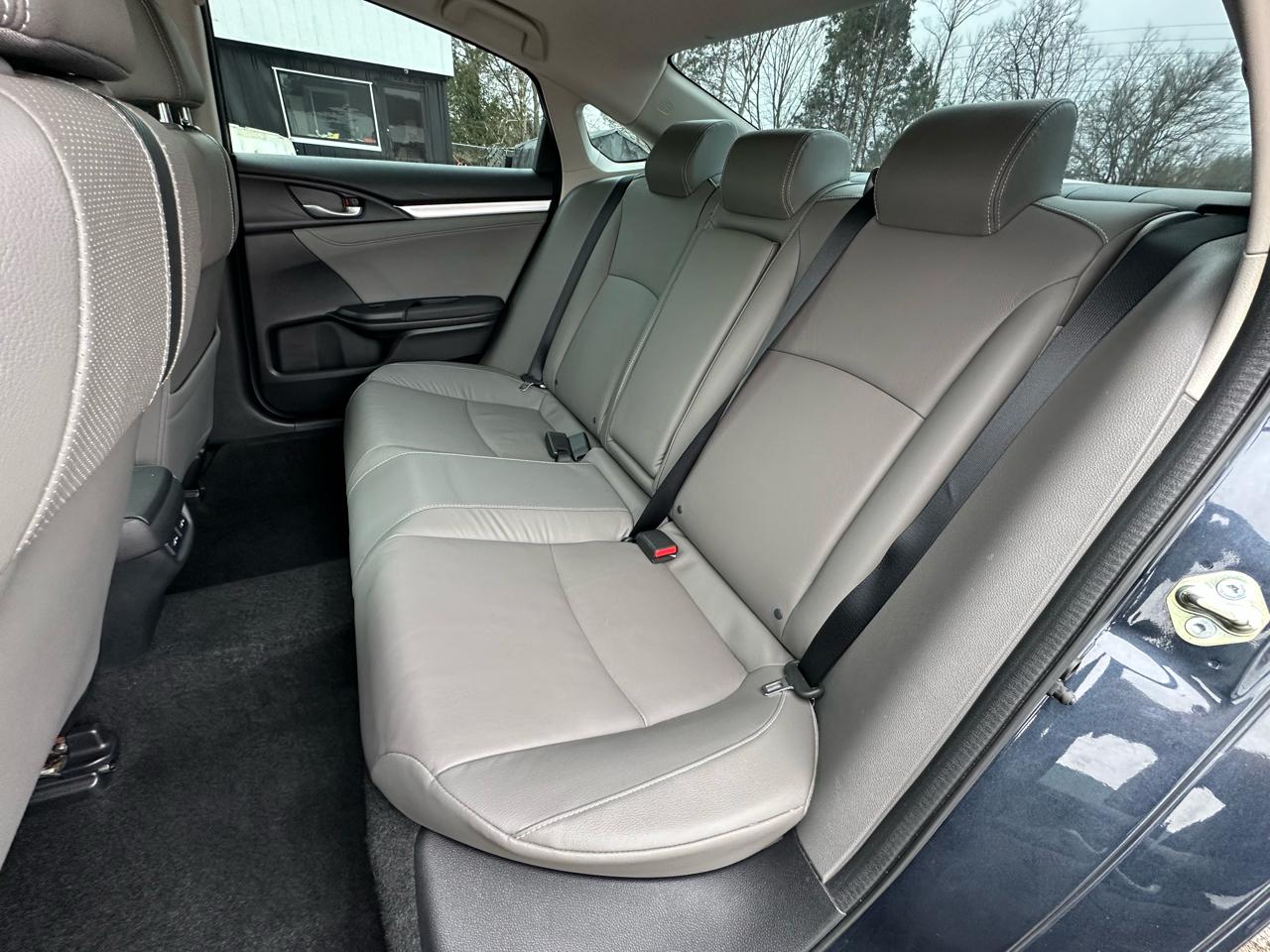 Honda Civic Sedan 4dr CVT Touring 2016