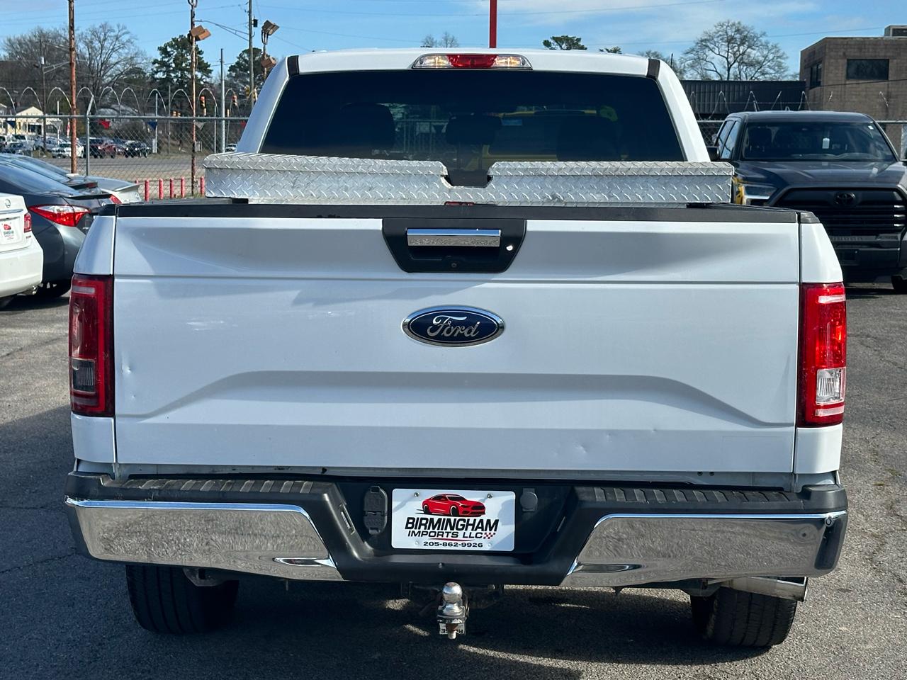 Ford F-150 2WD SuperCab 145" Lariat 2016