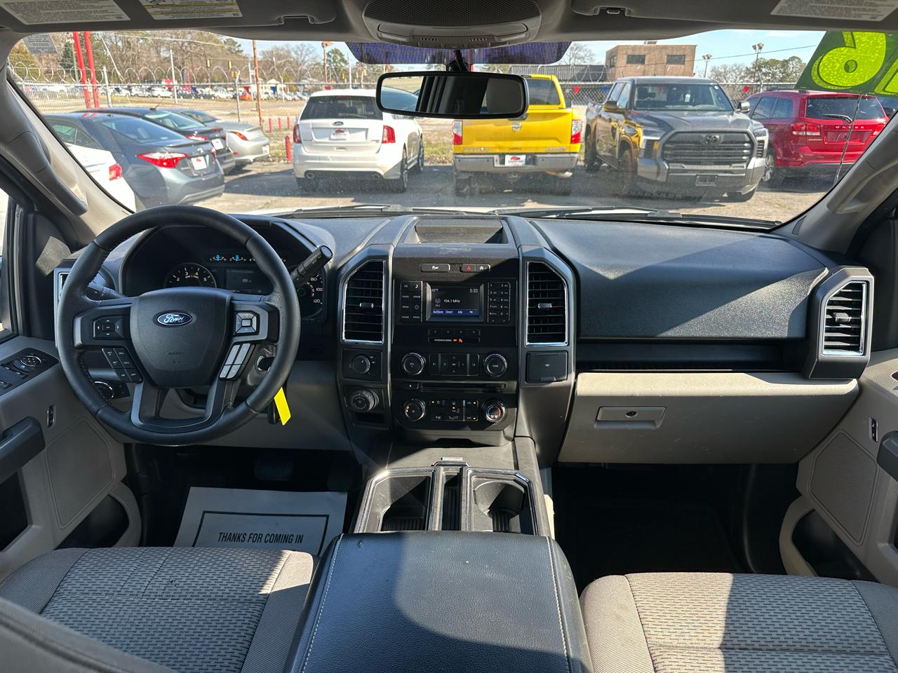 Ford F-150 2WD SuperCab 145" Lariat 2016