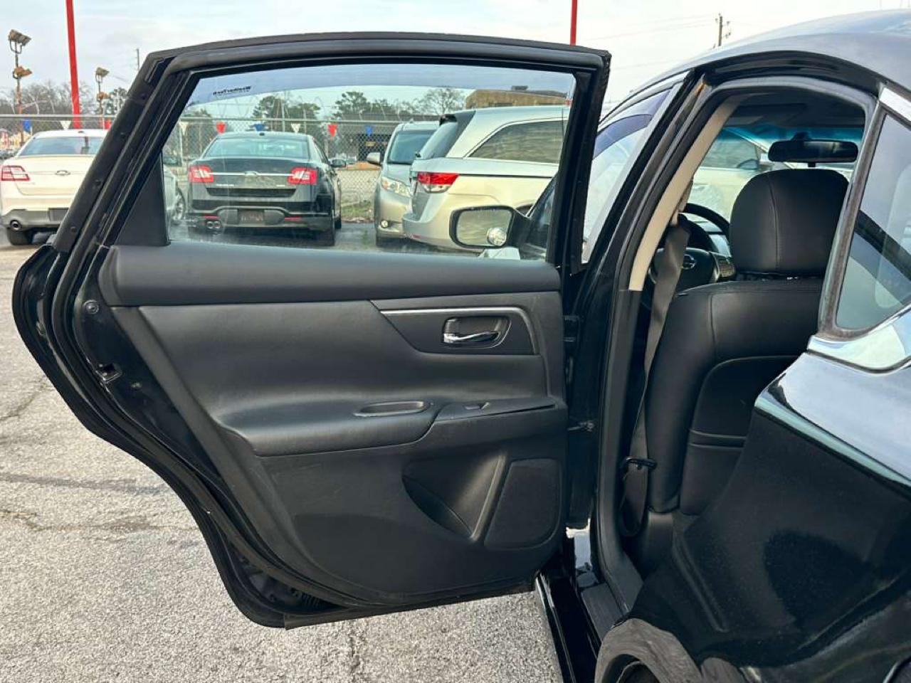 Nissan Altima 4dr Sdn I4 2.5 S 2015