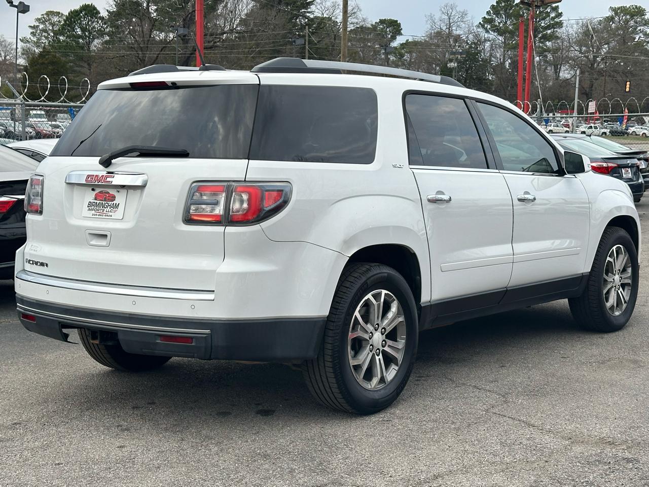 GMC Acadia FWD 4dr SLT w/SLT-1 2016