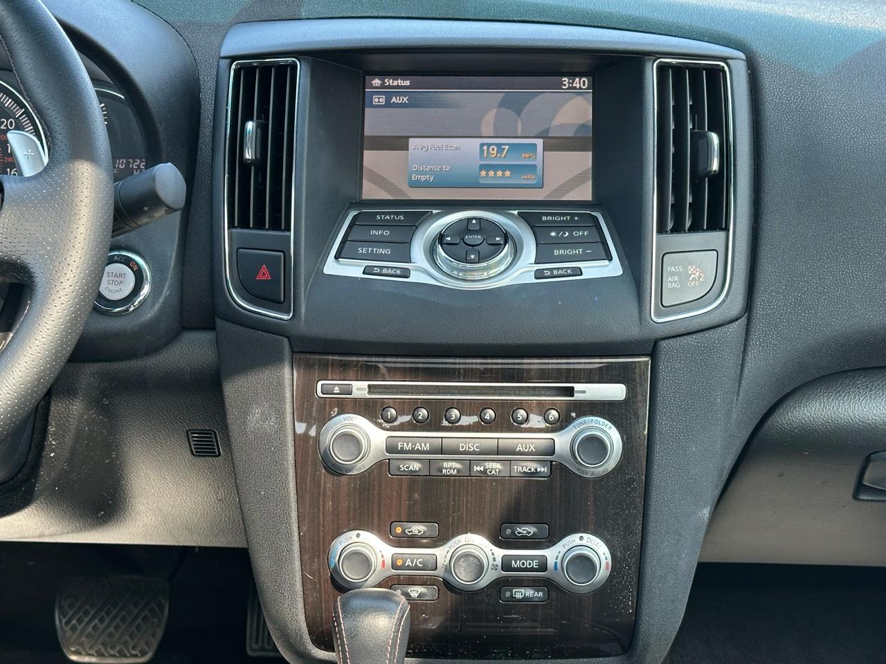 Nissan Maxima 4dr Sdn V6 CVT 3.5 SV w/Premium Pkg 2012