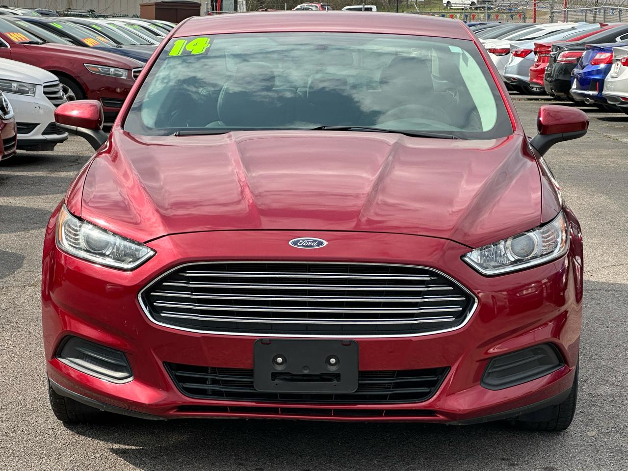Ford Fusion 4dr Sdn S FWD 2014