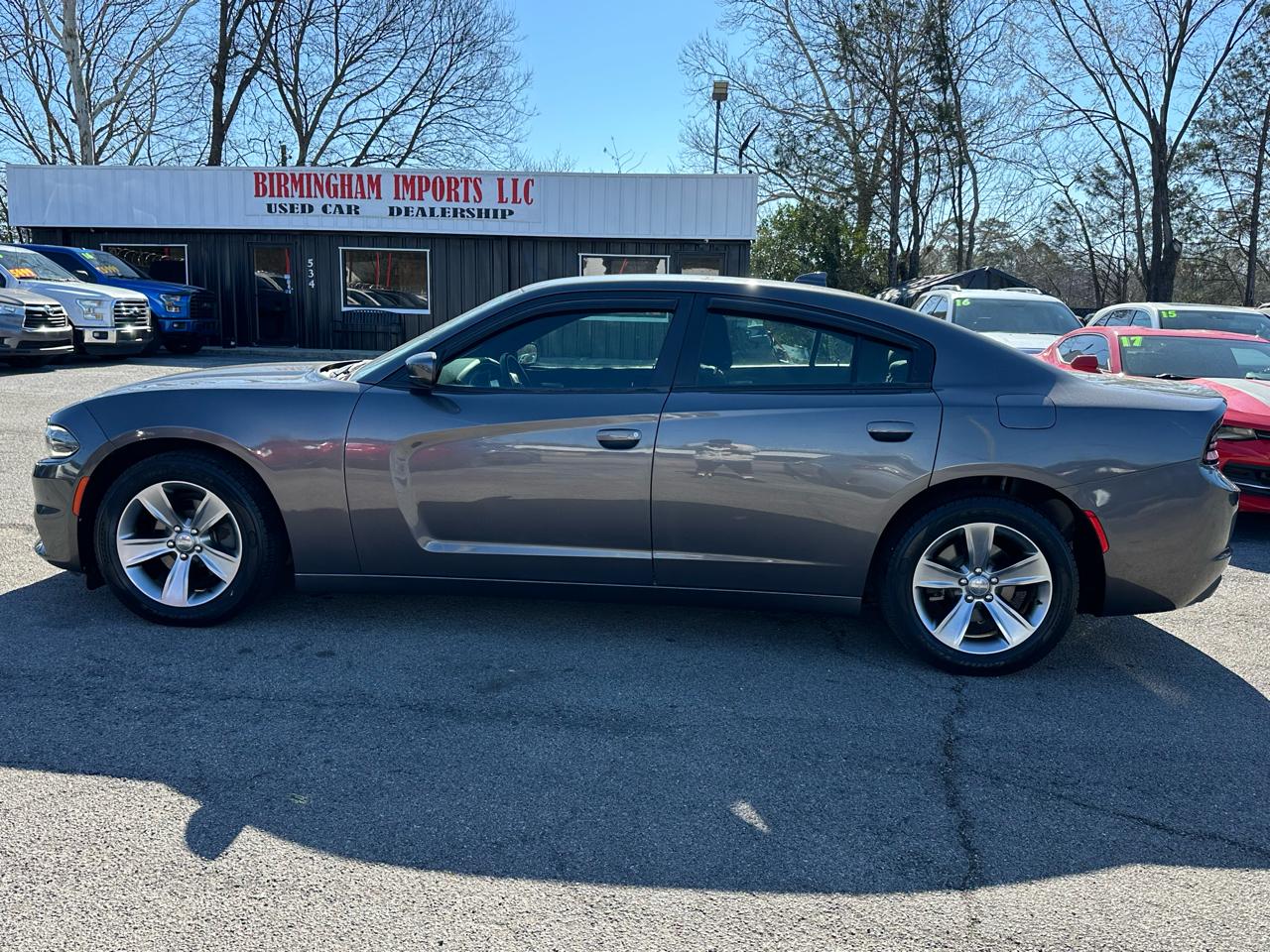 Dodge Charger 4dr Sdn SXT RWD 2016