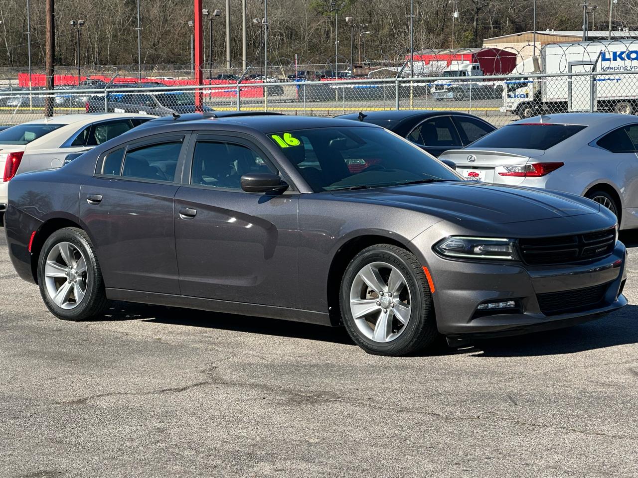 Dodge Charger 4dr Sdn SXT RWD 2016