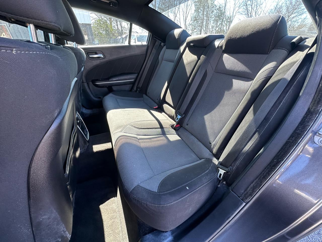 Dodge Charger 4dr Sdn SXT RWD 2016