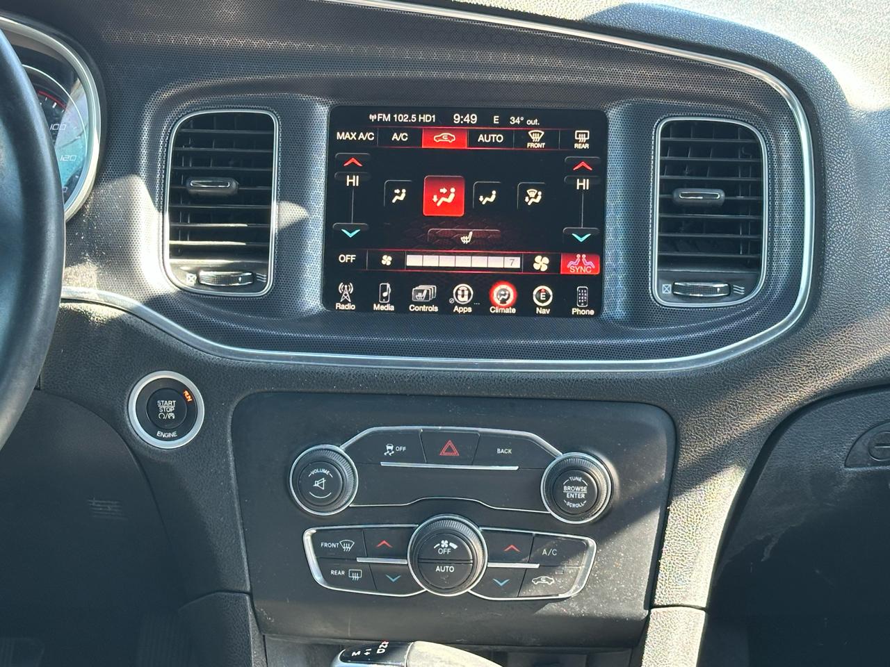 Dodge Charger 4dr Sdn SXT RWD 2016