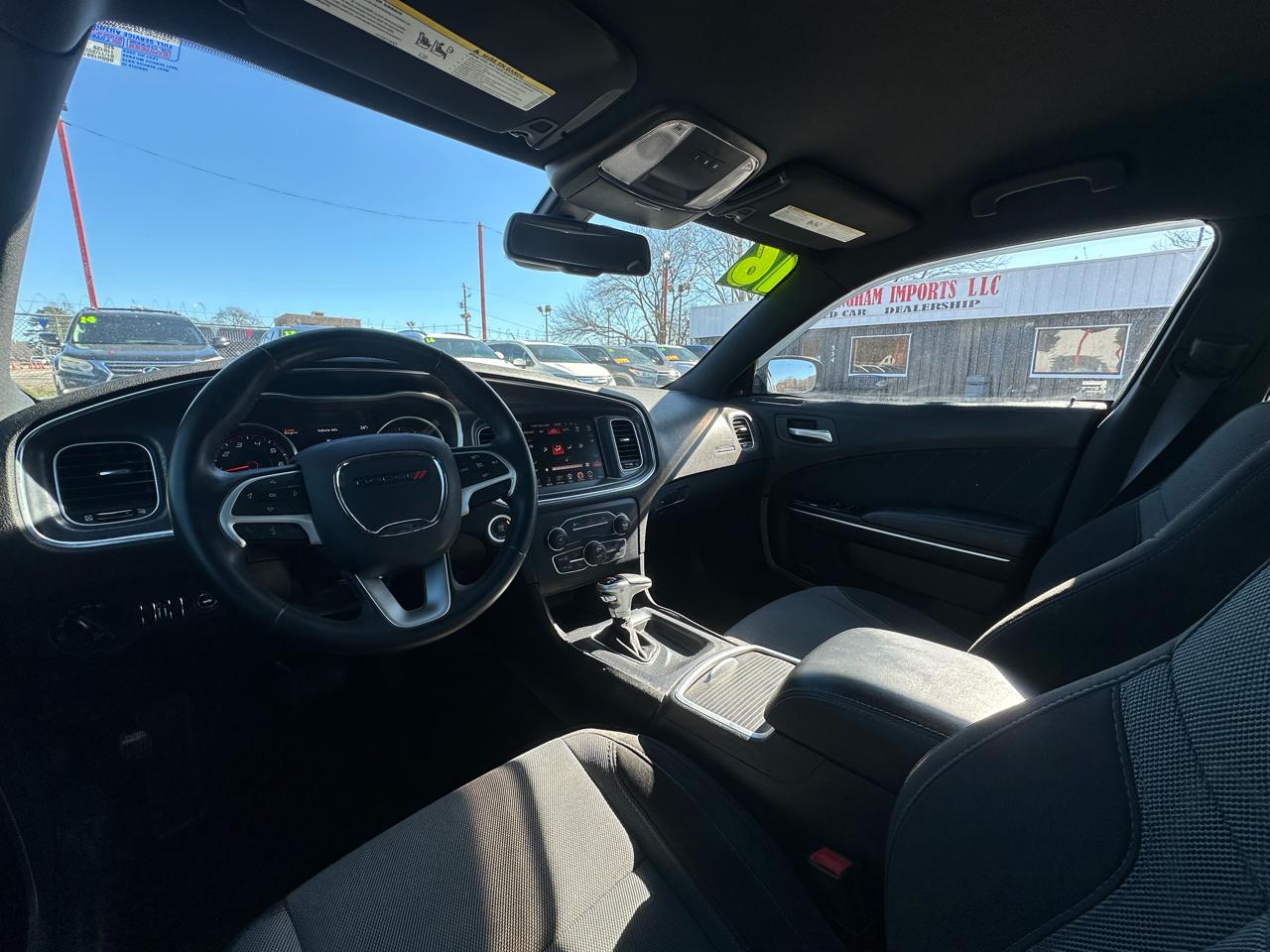 Dodge Charger 4dr Sdn SXT RWD 2016