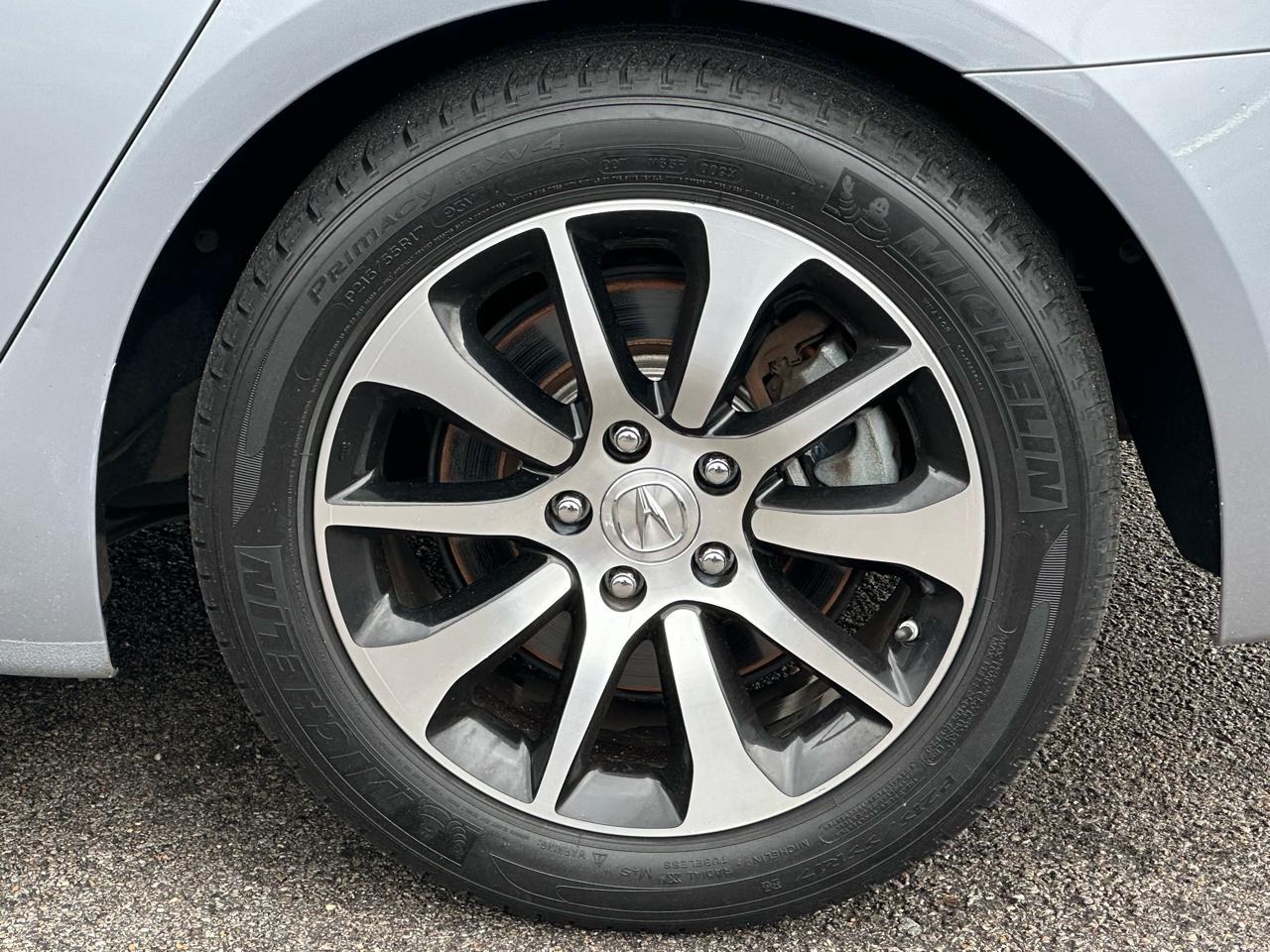 Acura TLX 4dr Sdn FWD 2016