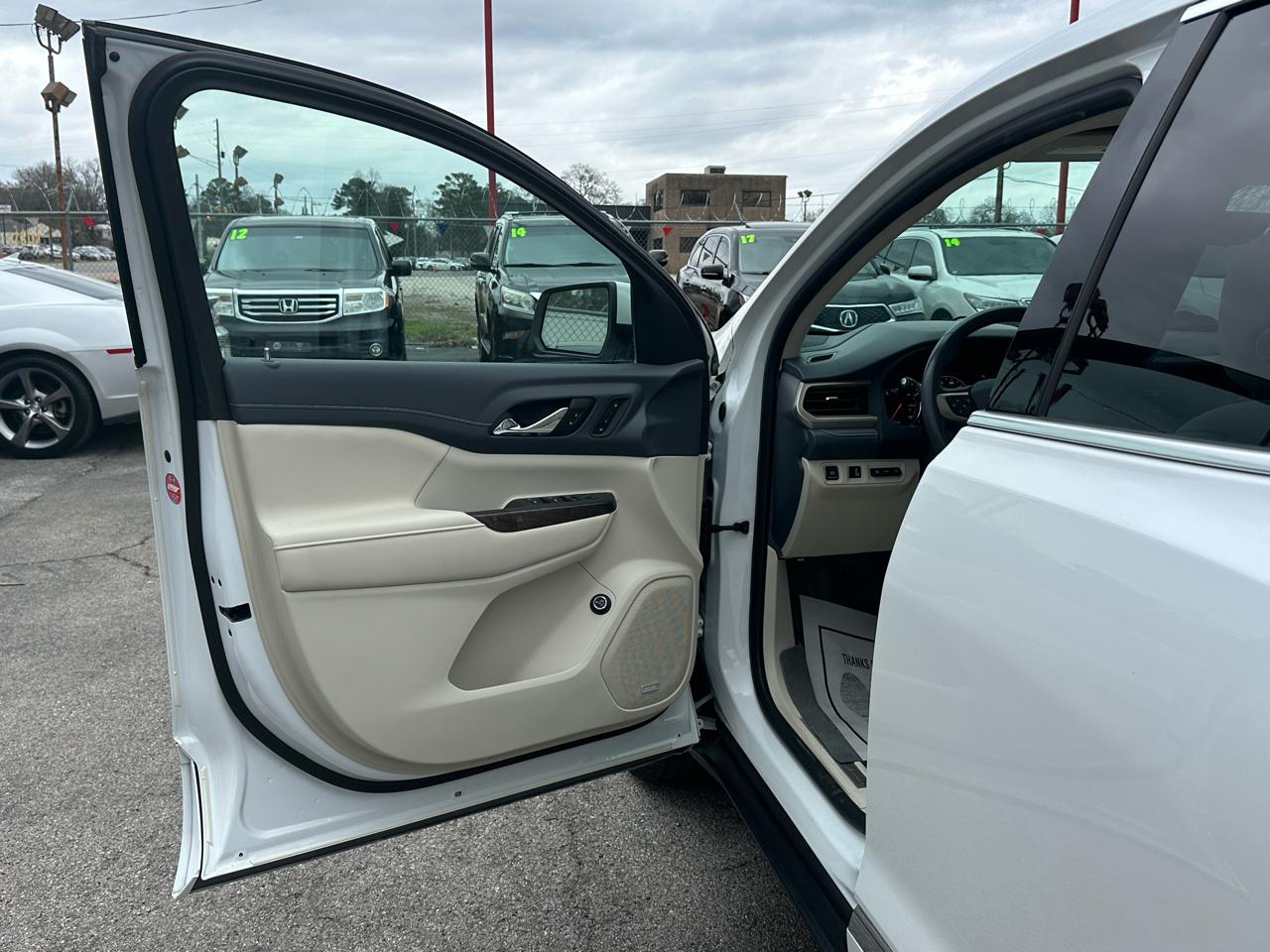 GMC Acadia FWD 4dr Denali 2021