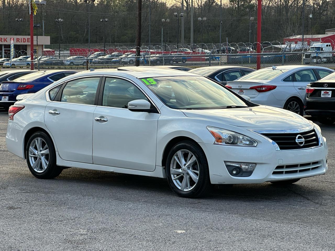 Nissan Altima 4dr Sdn I4 2.5 SL 2013