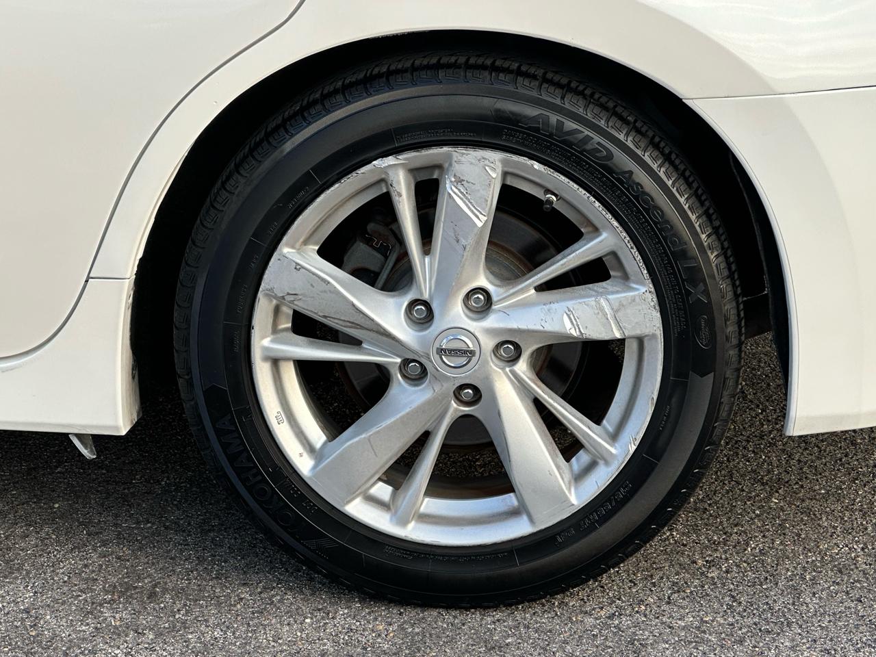 Nissan Altima 4dr Sdn I4 2.5 SL 2013