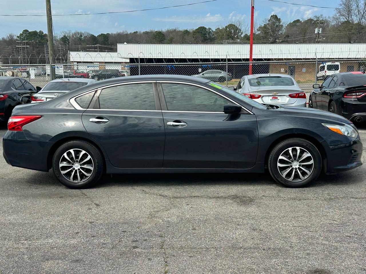 Nissan Altima 4dr Sdn I4 2.5 2016