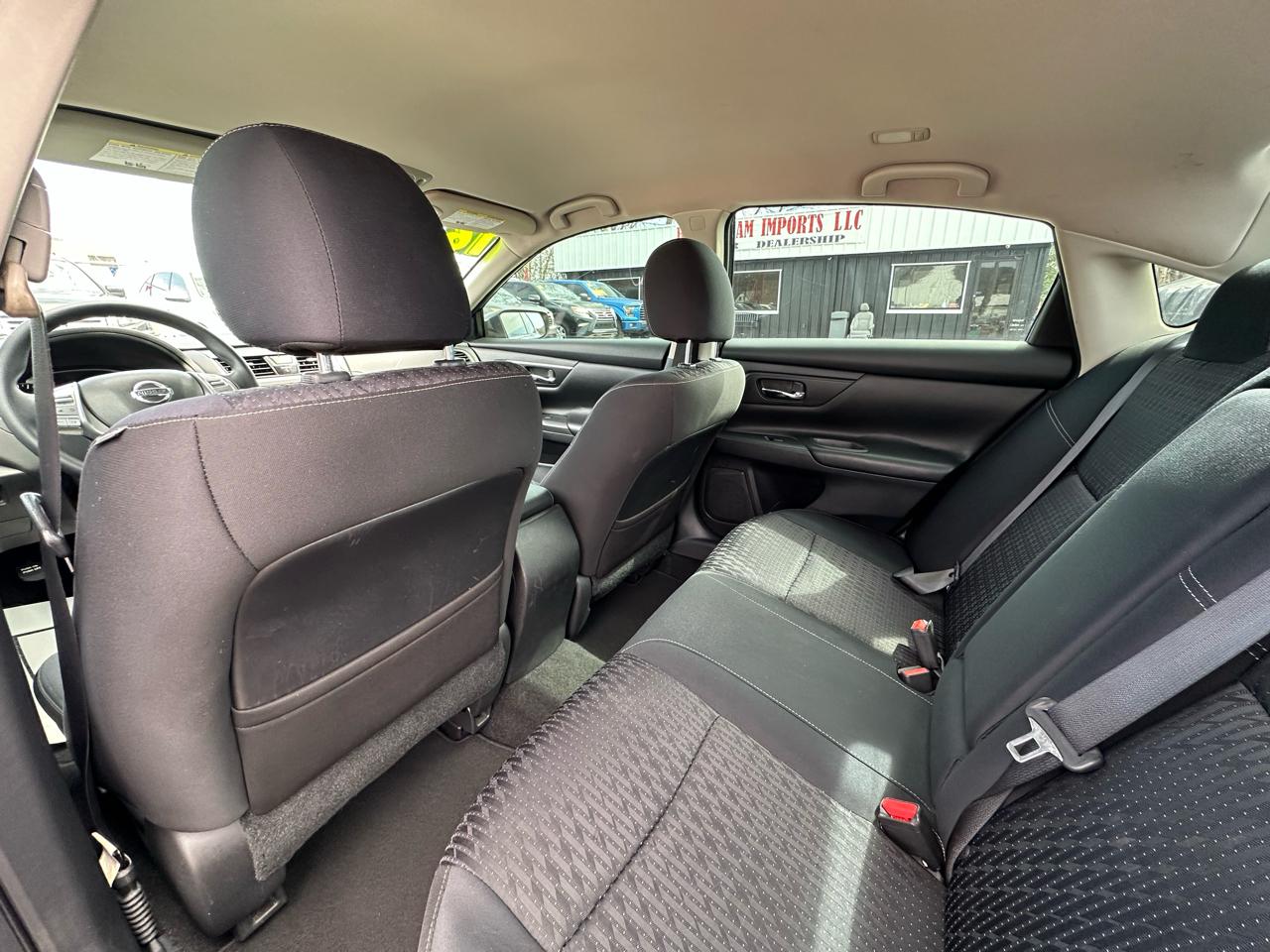 Nissan Altima 4dr Sdn I4 2.5 2016