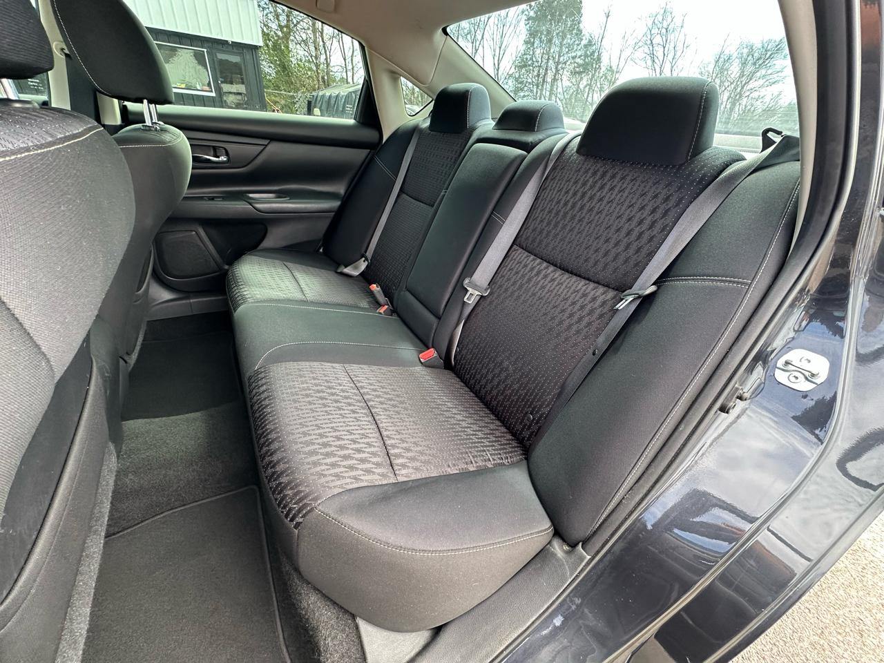 Nissan Altima 4dr Sdn I4 2.5 2016