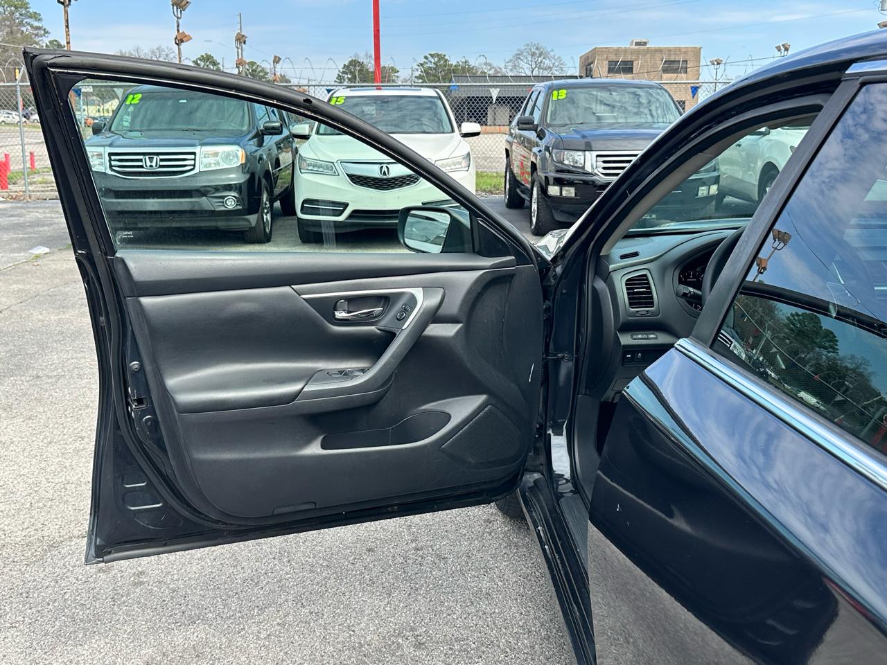 Nissan Altima 4dr Sdn I4 2.5 2016