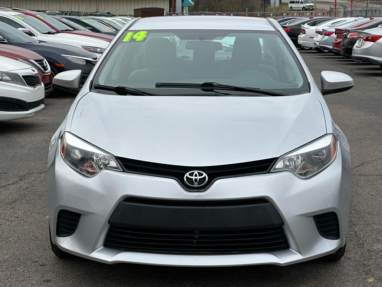 Toyota Corolla 4dr Sdn CVT LE Premium (Natl) 2014