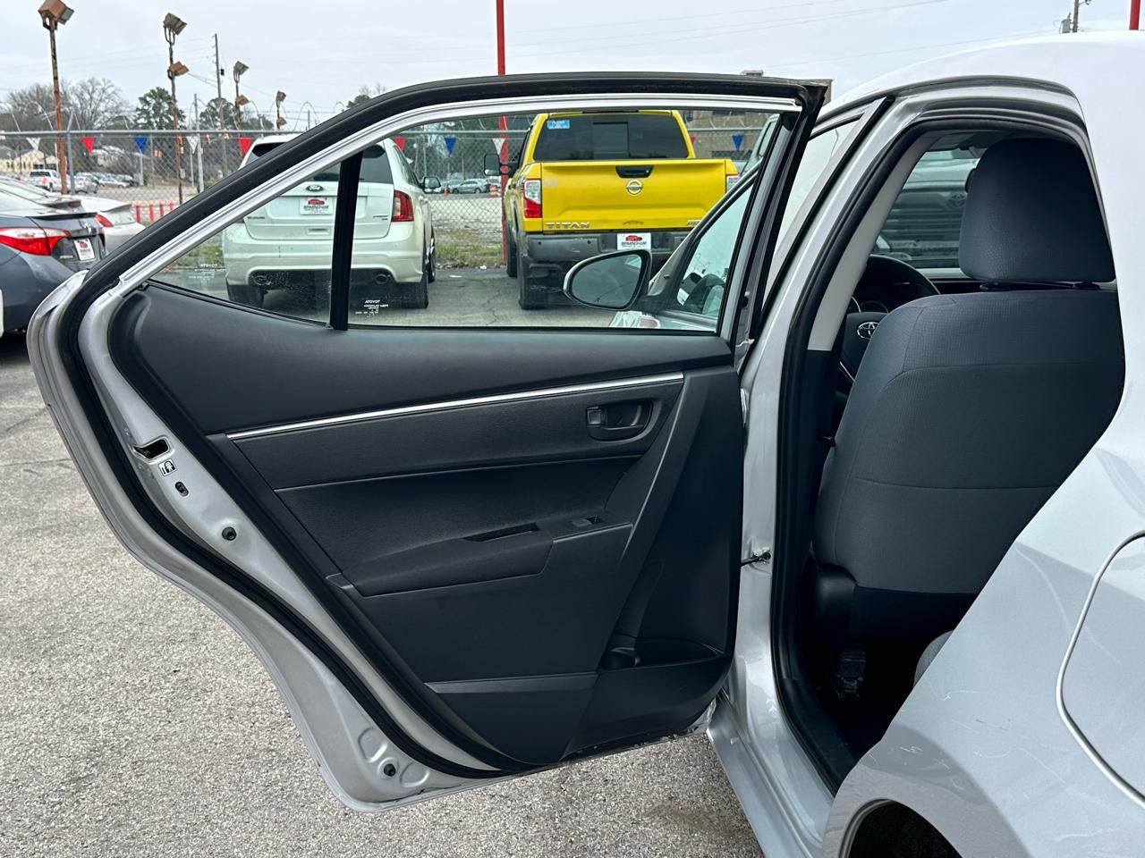 Toyota Corolla 4dr Sdn CVT LE Premium (Natl) 2014