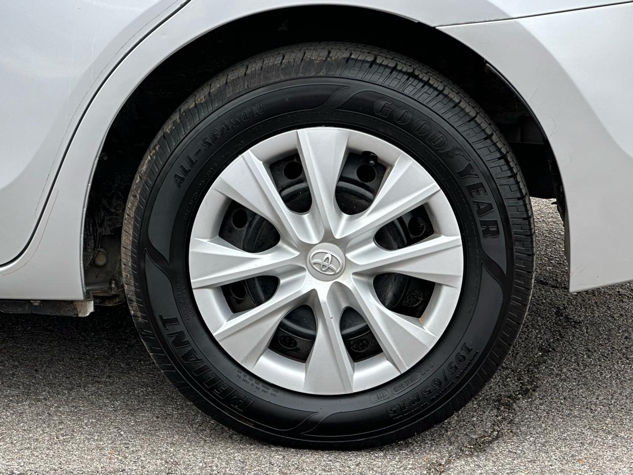 Toyota Corolla 4dr Sdn CVT LE Premium (Natl) 2014