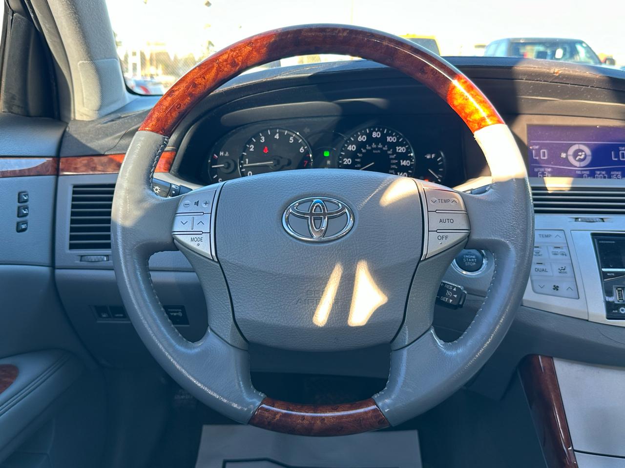 Toyota Avalon 4dr Sdn Touring (Natl) 2007