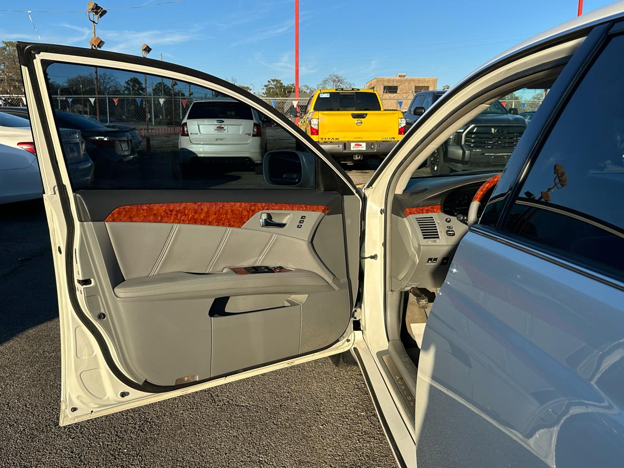 Toyota Avalon 4dr Sdn Touring (Natl) 2007