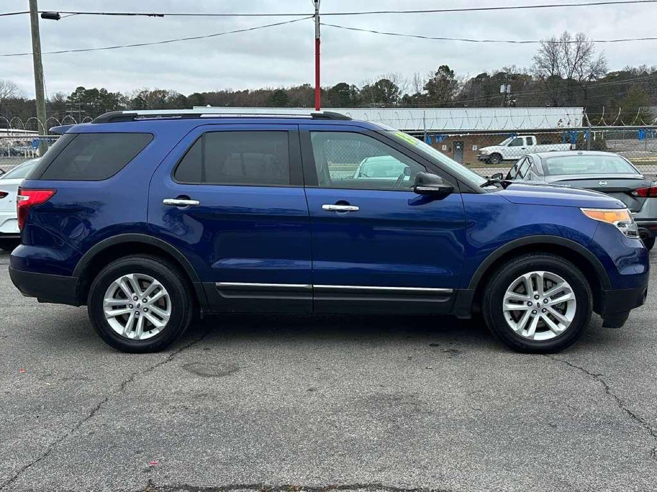 Ford Explorer FWD 4dr XLT 2013