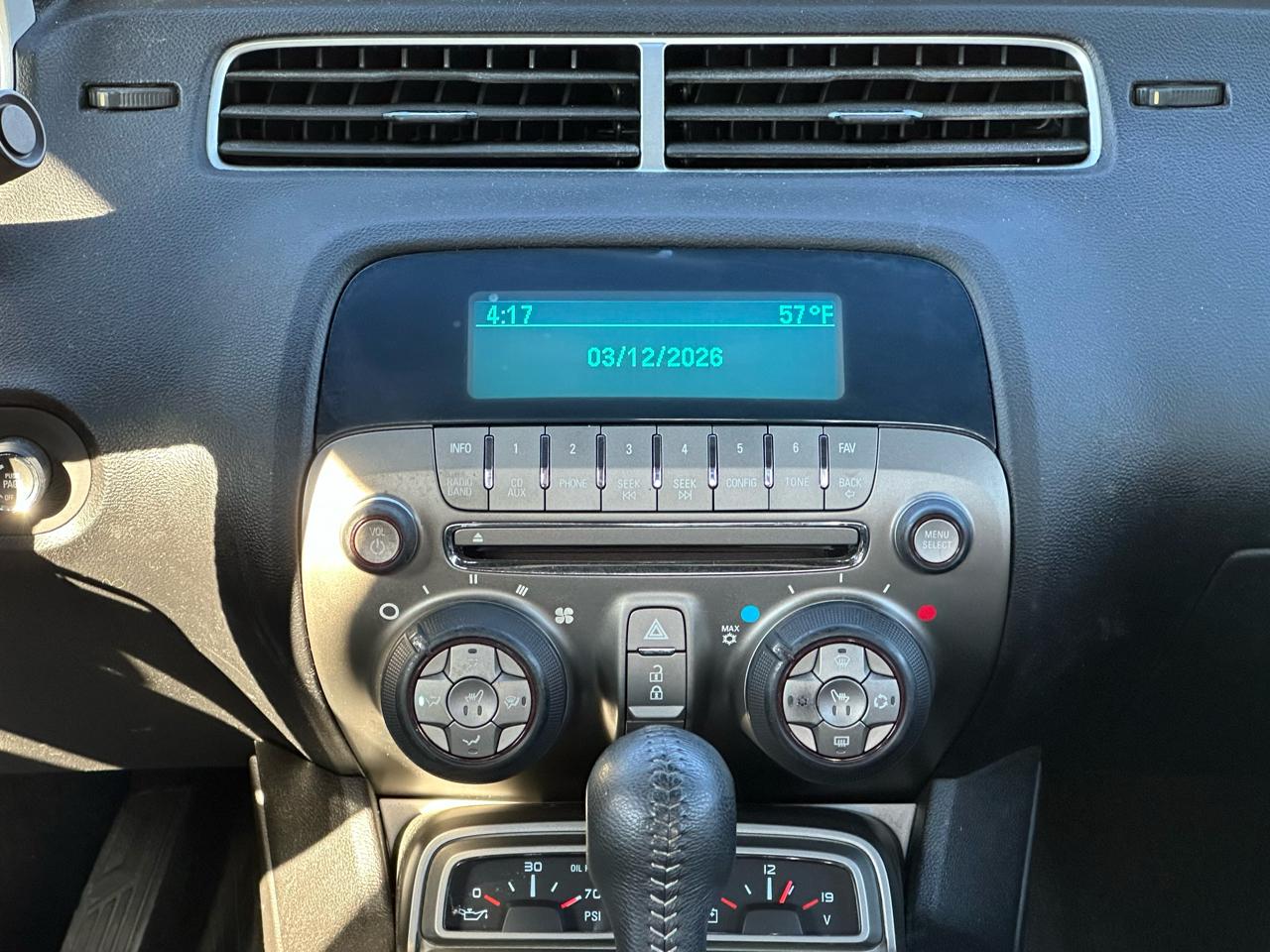 Chevrolet Camaro 2dr Cpe 2LT 2011