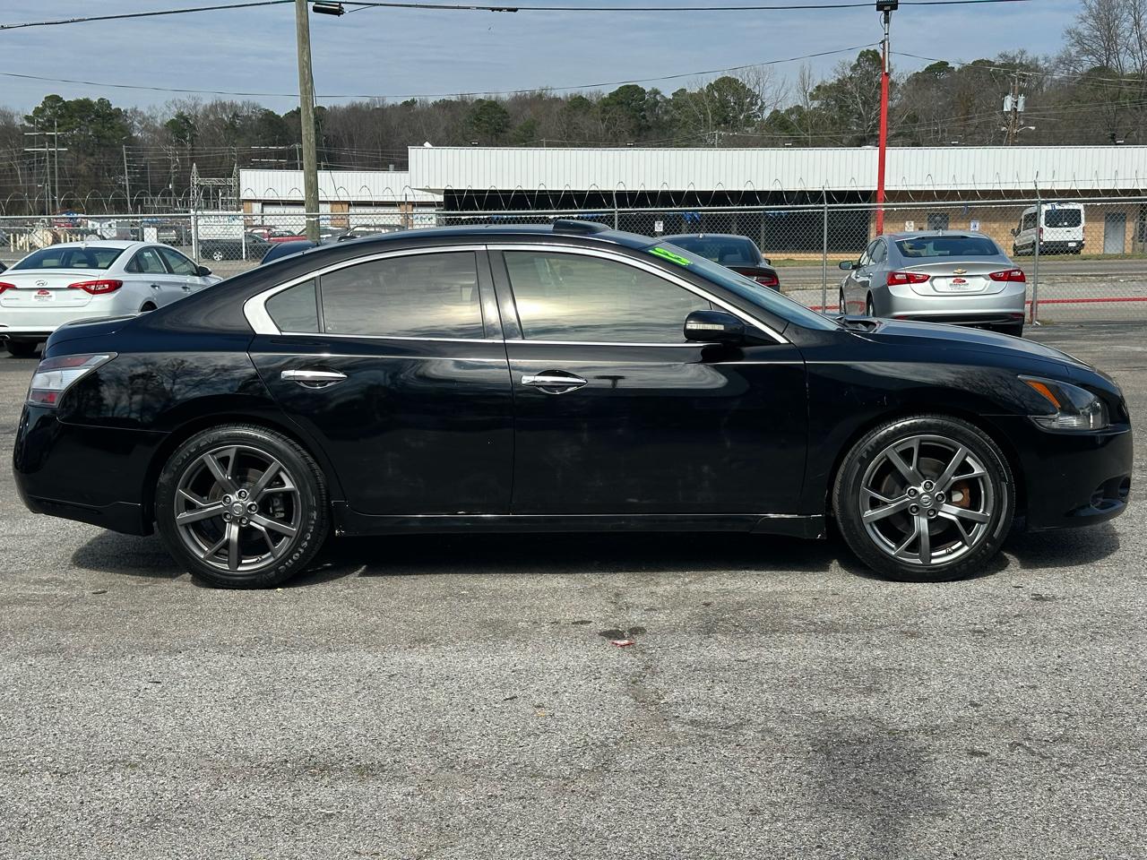 Nissan Maxima 4dr Sdn 3.5 SV 2013