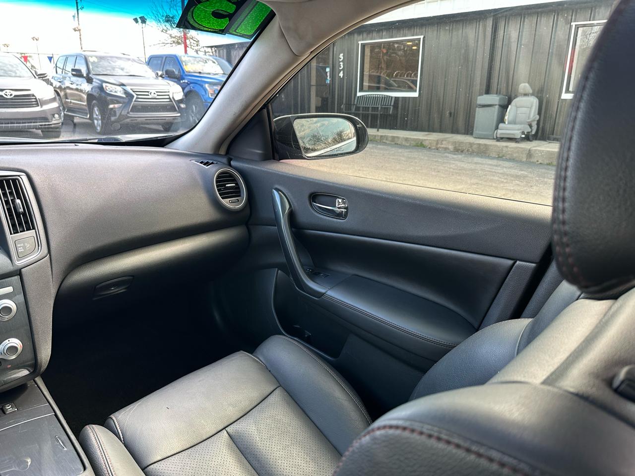 Nissan Maxima 4dr Sdn 3.5 SV 2013