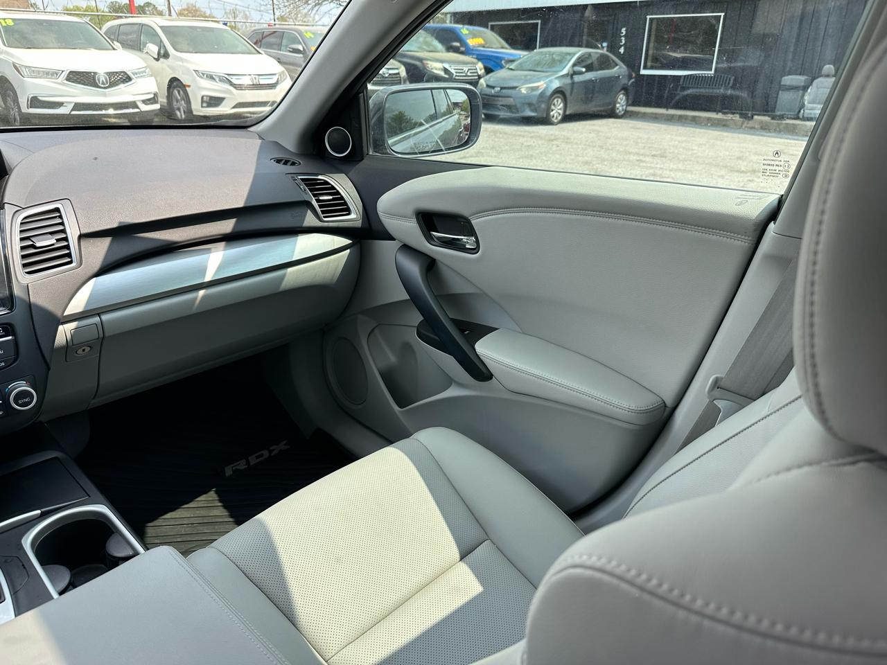 Acura RDX FWD w/Technology/AcuraWatch Plus Pkg 2017