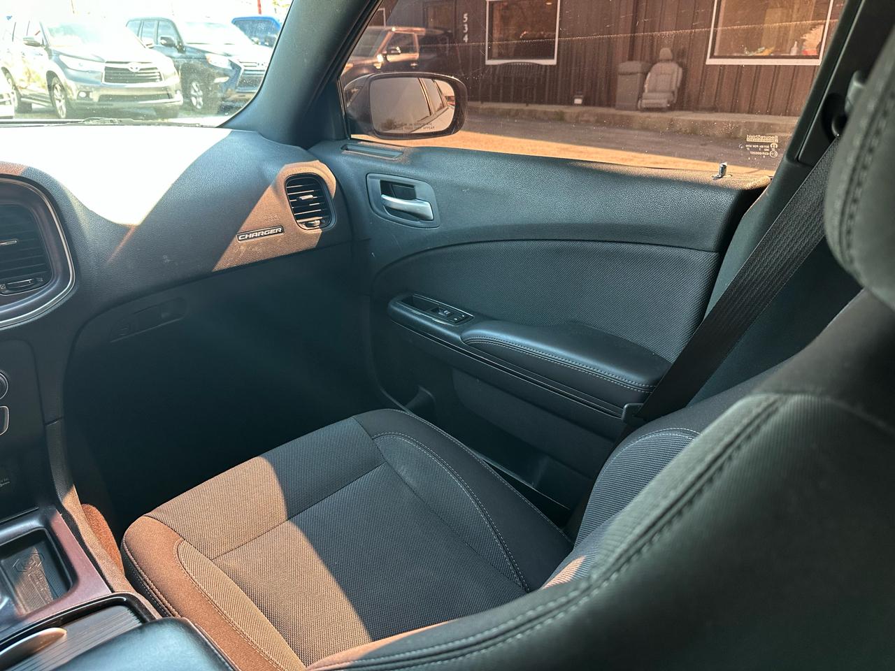 Dodge Charger SXT RWD 2018