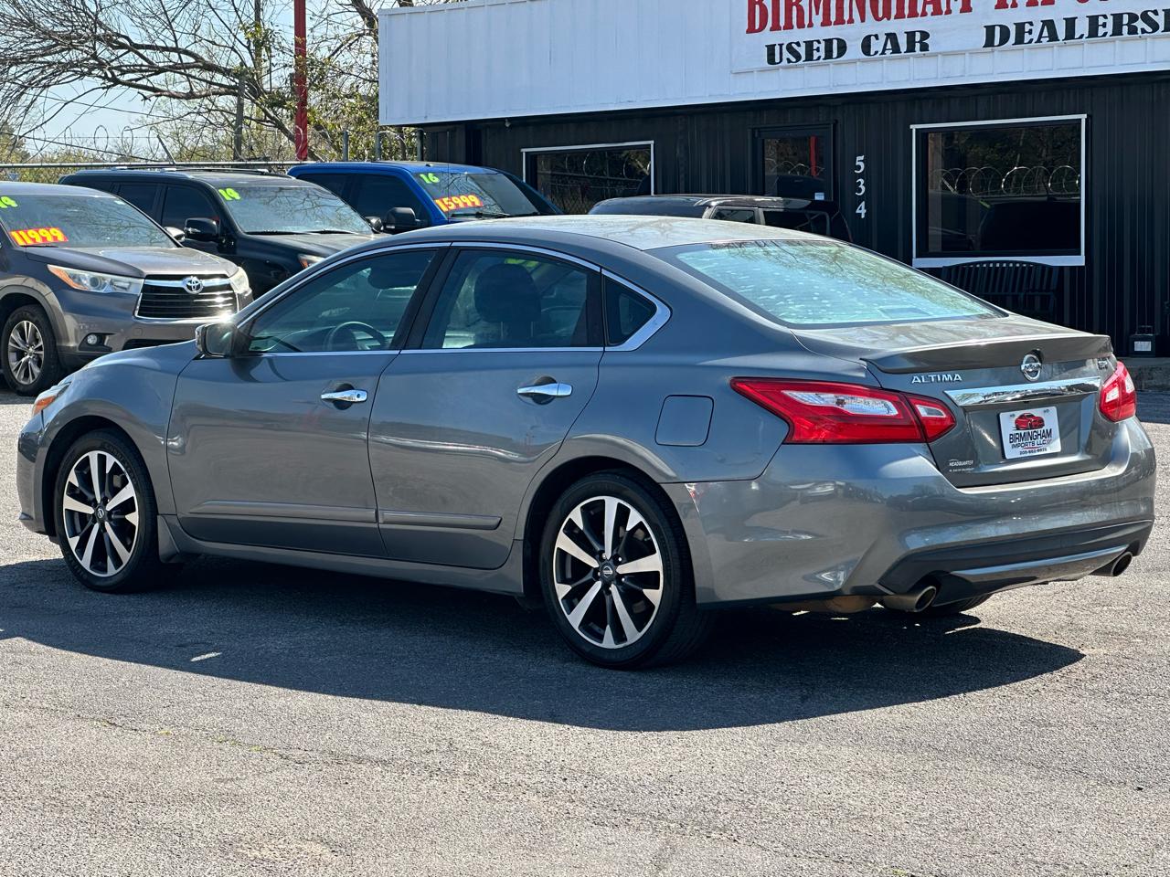 Nissan Altima 4dr Sdn I4 2.5 SR 2016