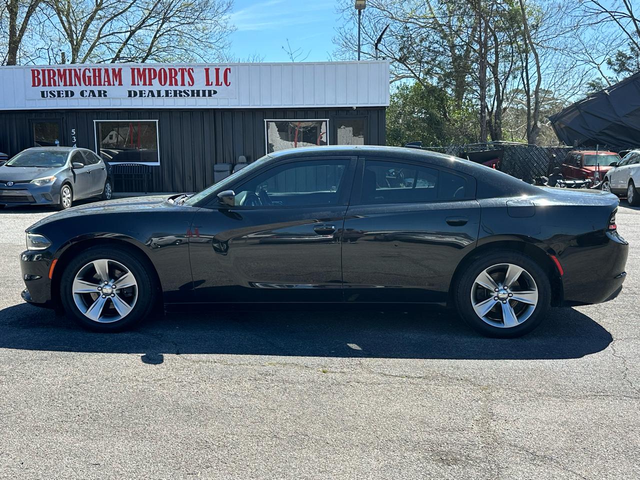 Dodge Charger 4dr Sdn SXT RWD 2016
