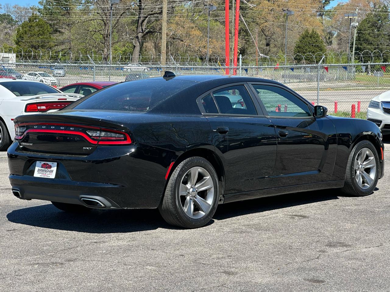 Dodge Charger 4dr Sdn SXT RWD 2016