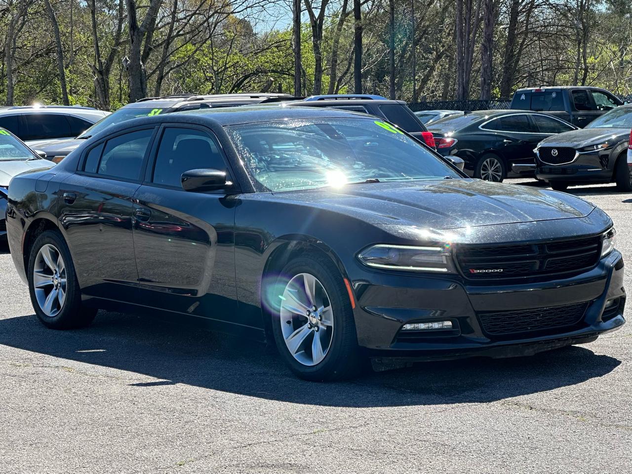 Dodge Charger 4dr Sdn SXT RWD 2016