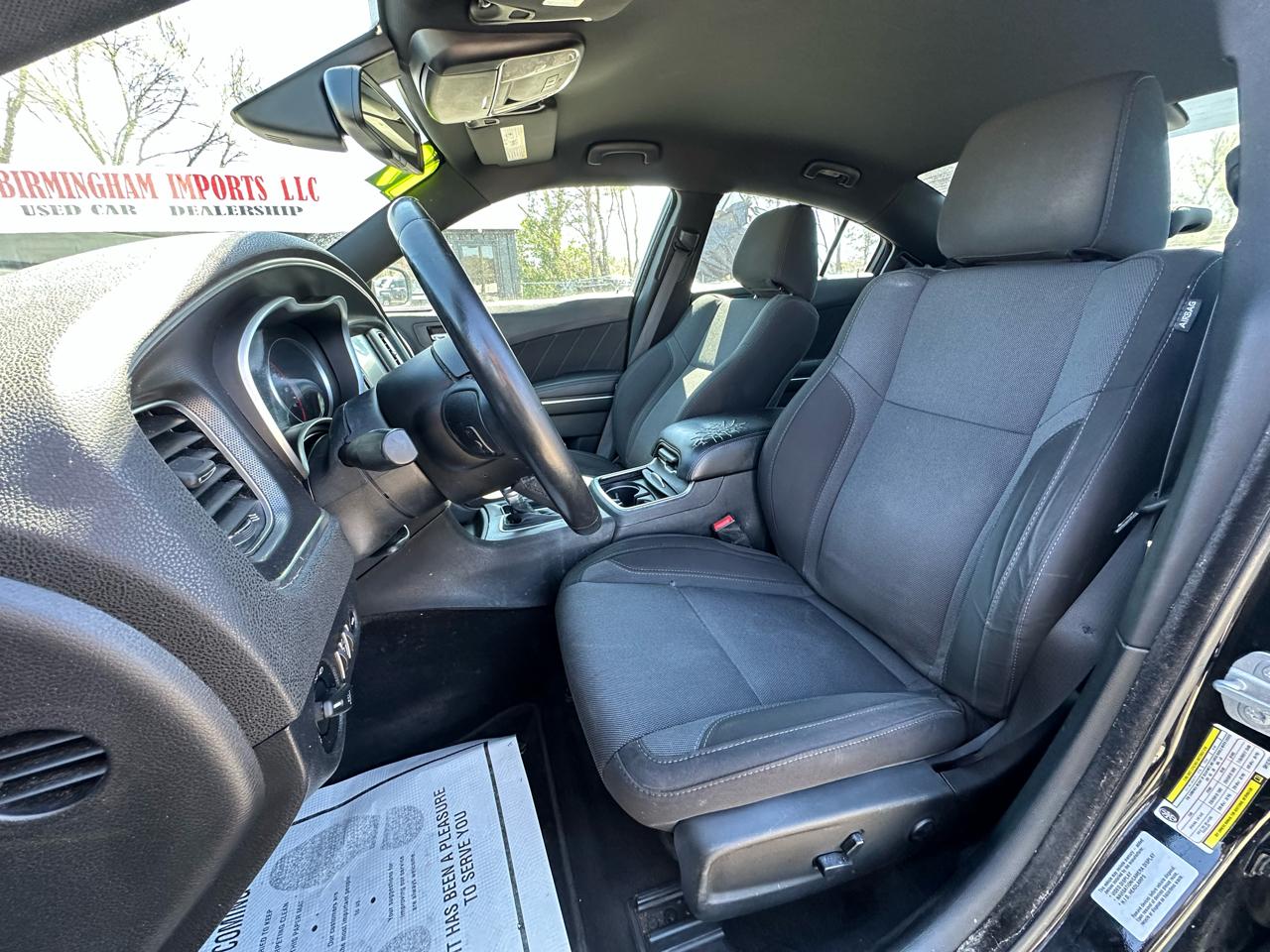 Dodge Charger 4dr Sdn SXT RWD 2016