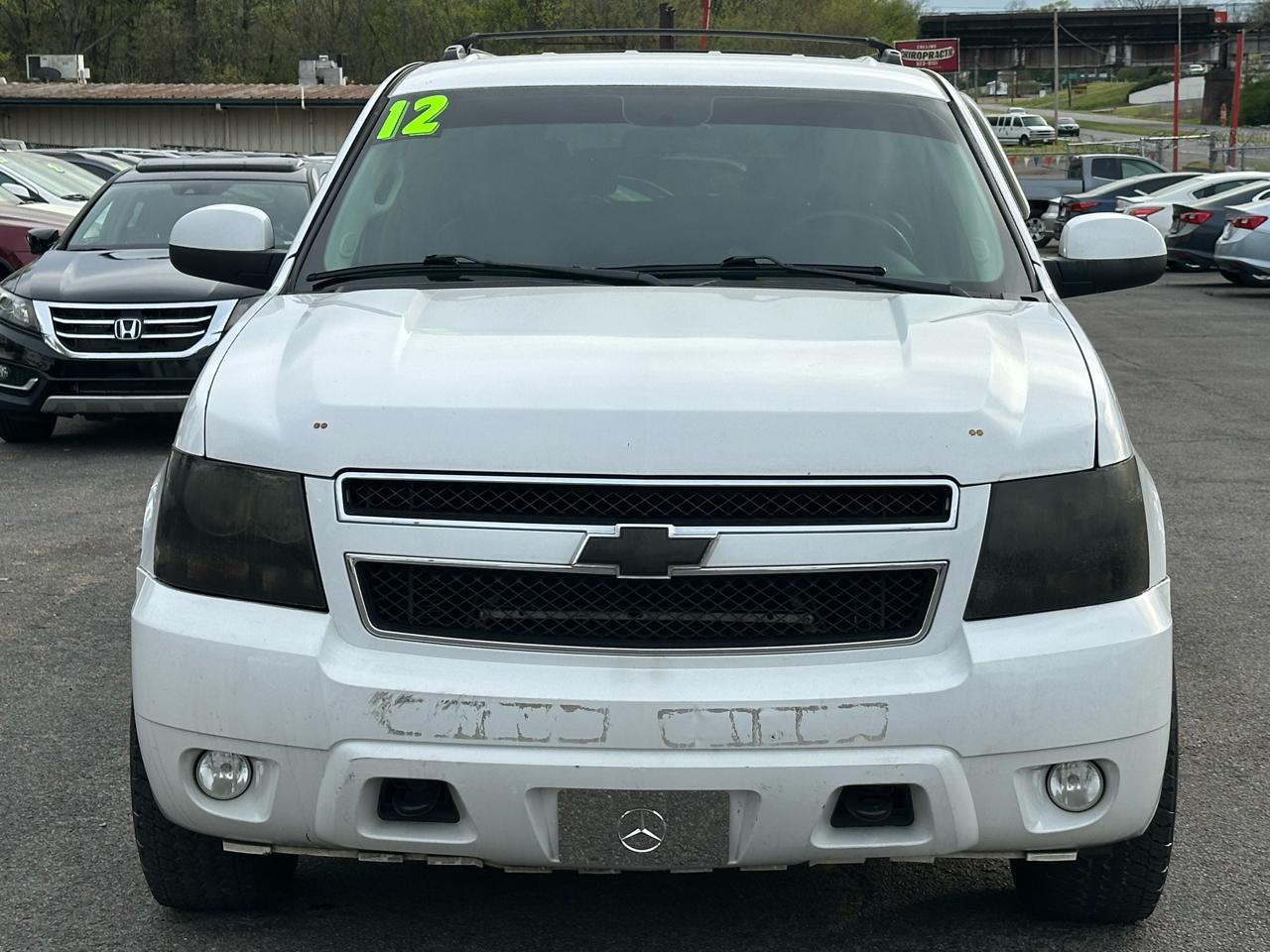 Chevrolet Suburban 2WD 4dr 1500 LT 2012
