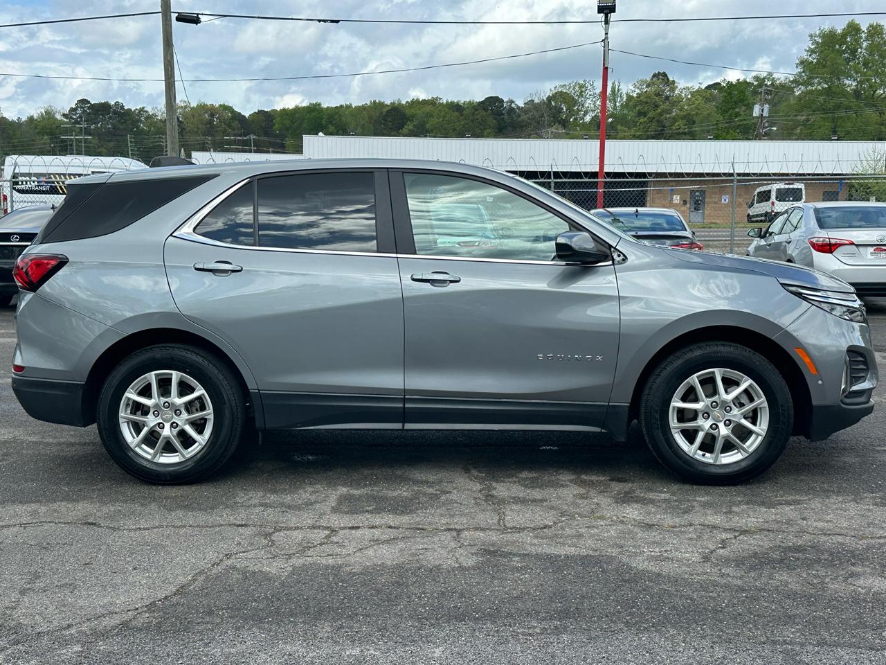 Chevrolet Equinox FWD 4dr LT w/1LT 2023