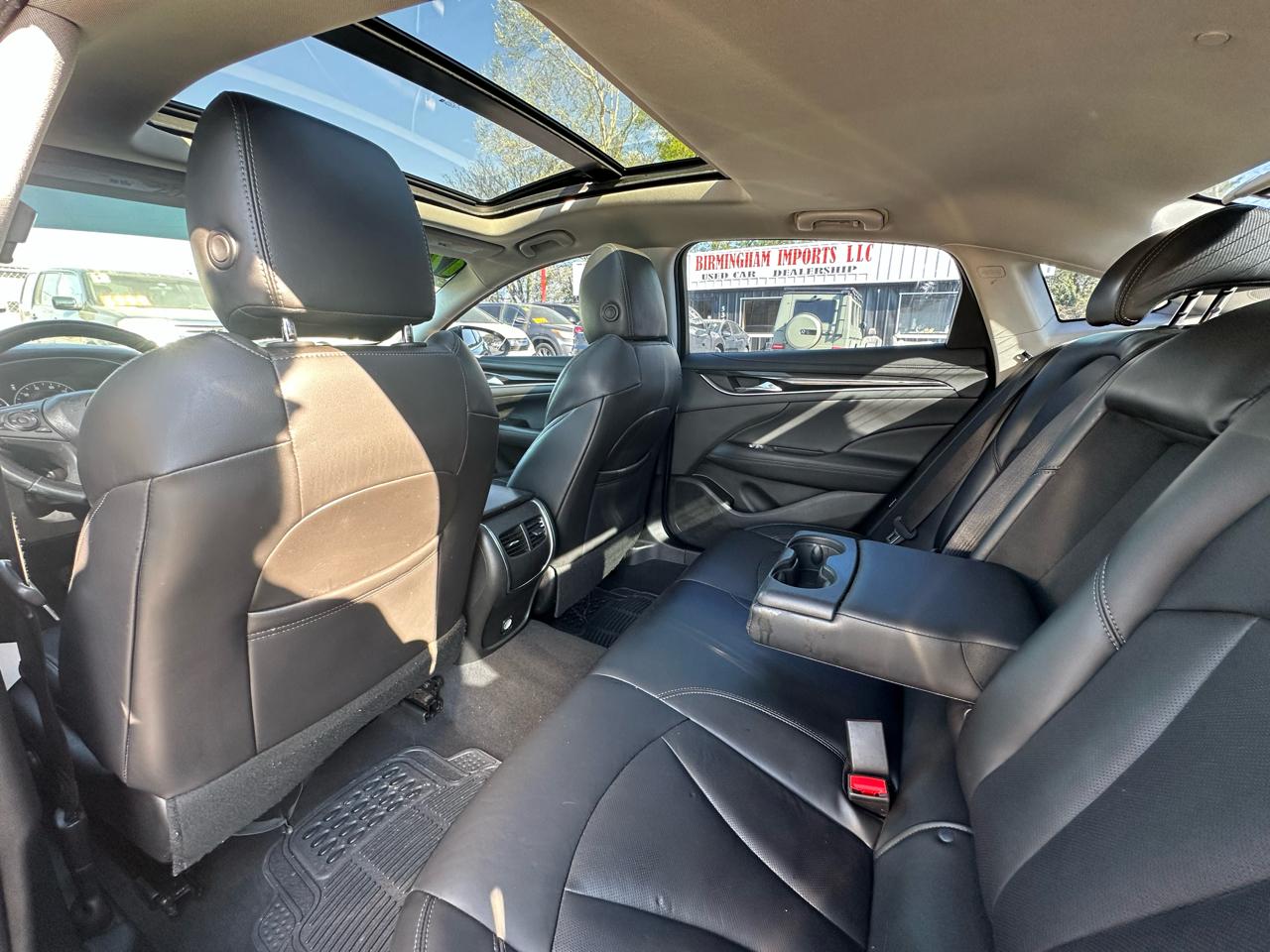 Buick LaCrosse 4dr Sdn Essence FWD 2017