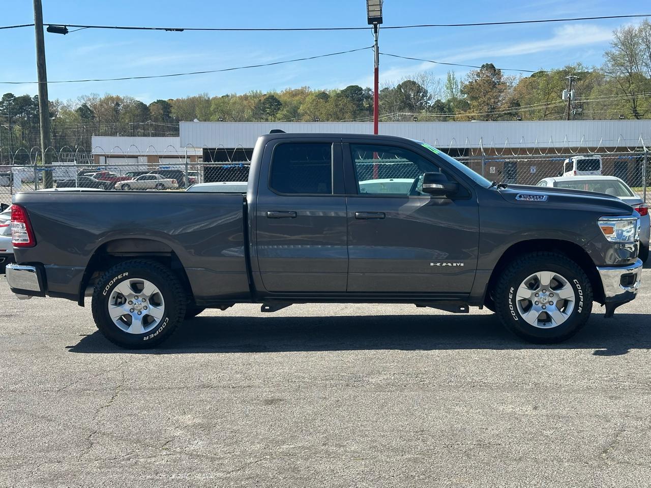 RAM 1500 Big Horn 4x2 Quad Cab 6'4" Box 2022